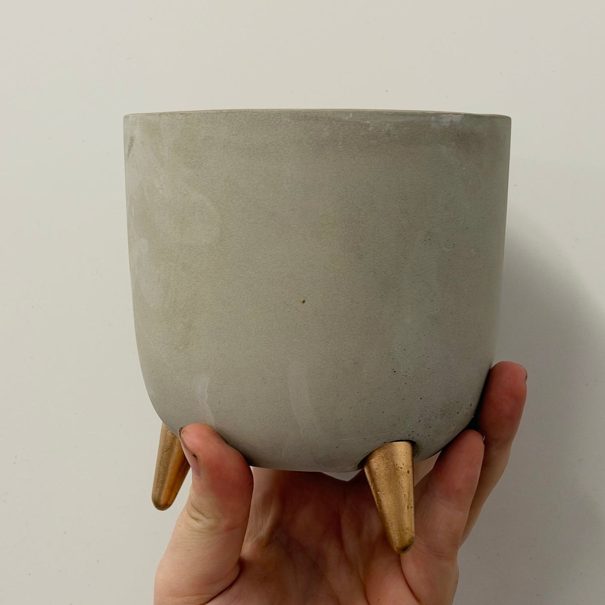 Cement Gold Pot On Legs