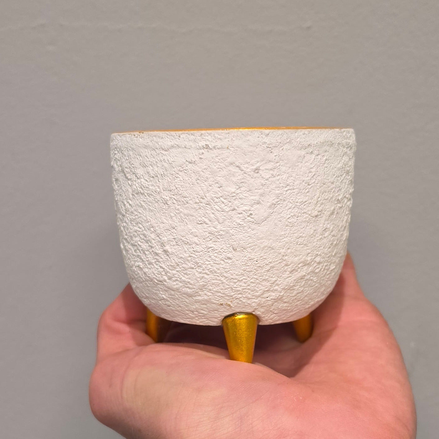 Golden Rimmed Leg Pots